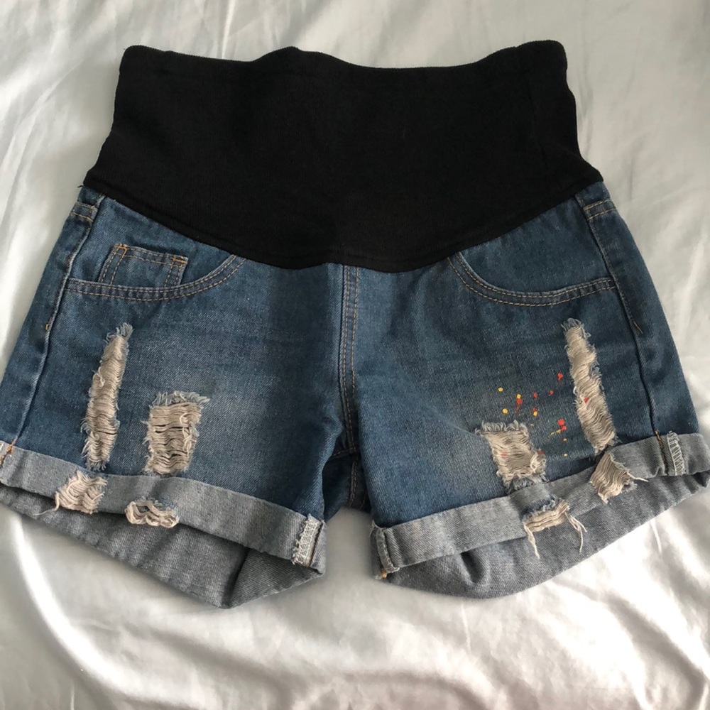 Maternity shorts - medium